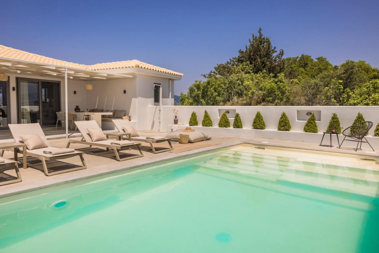 Villa Mirto - Iris Sunset Villas Lépedha المظهر الخارجي الصورة